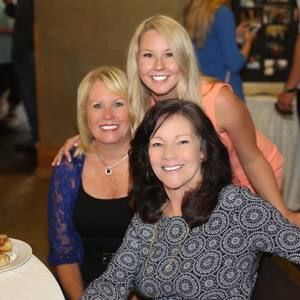 Meet your Posher, Violet